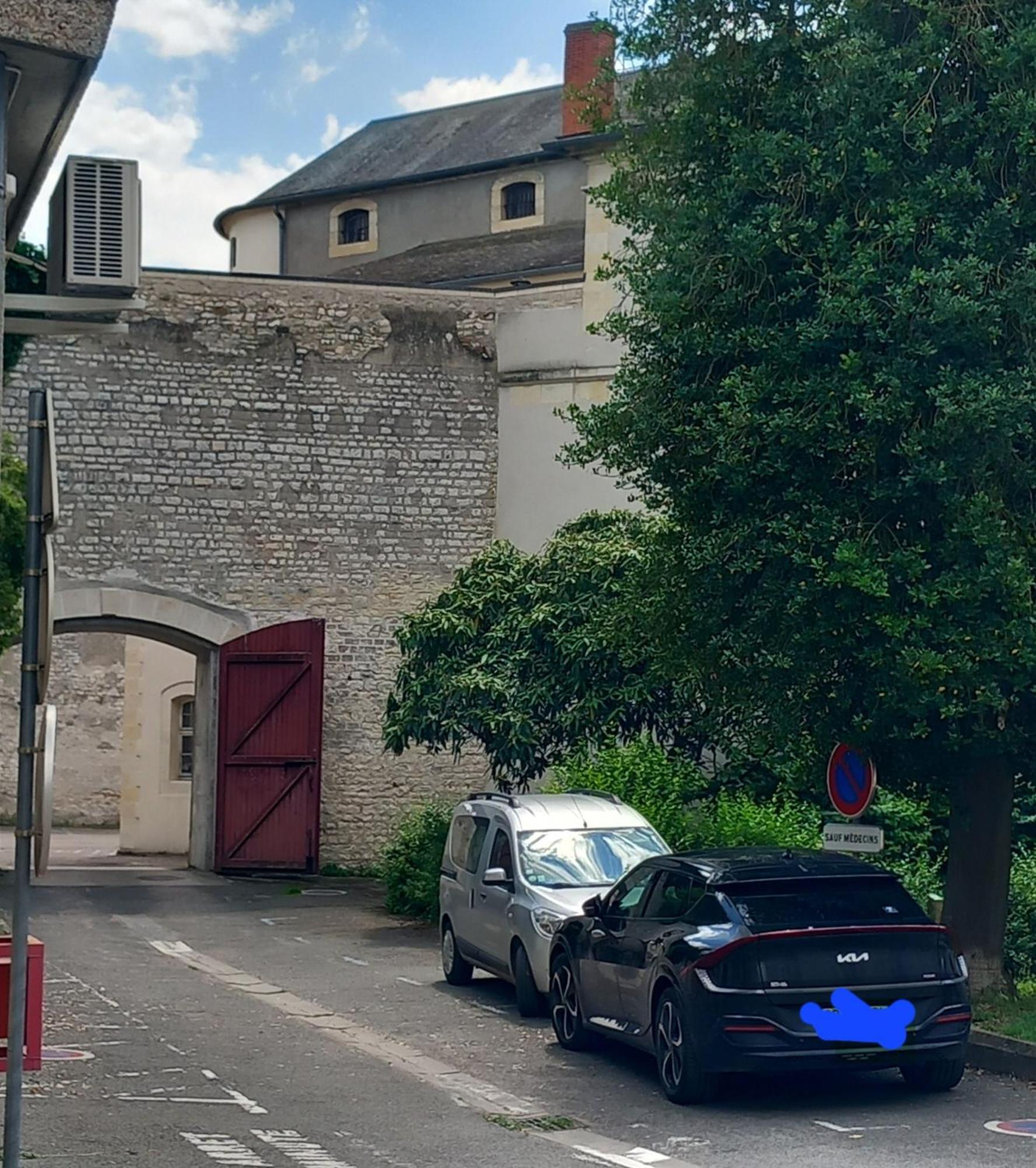 Jls'Tudios " U Sognu" Apartment Cosne-Cours-Sur-Loire Ngoại thất bức ảnh
