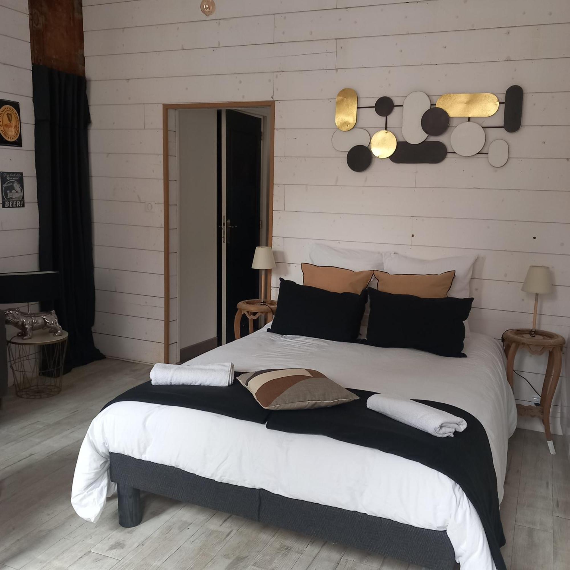 Jls'Tudios " U Sognu" Apartment Cosne-Cours-Sur-Loire Ngoại thất bức ảnh