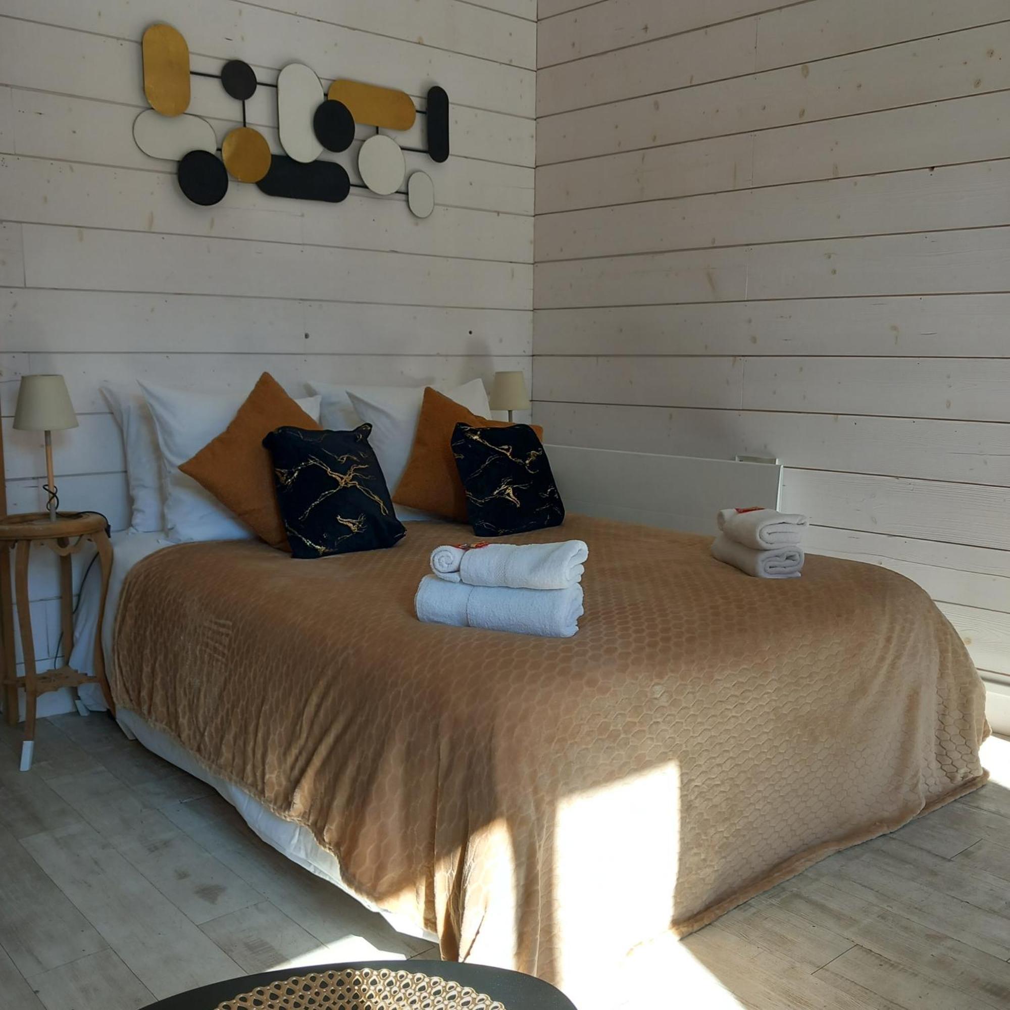Jls'Tudios " U Sognu" Apartment Cosne-Cours-Sur-Loire Ngoại thất bức ảnh